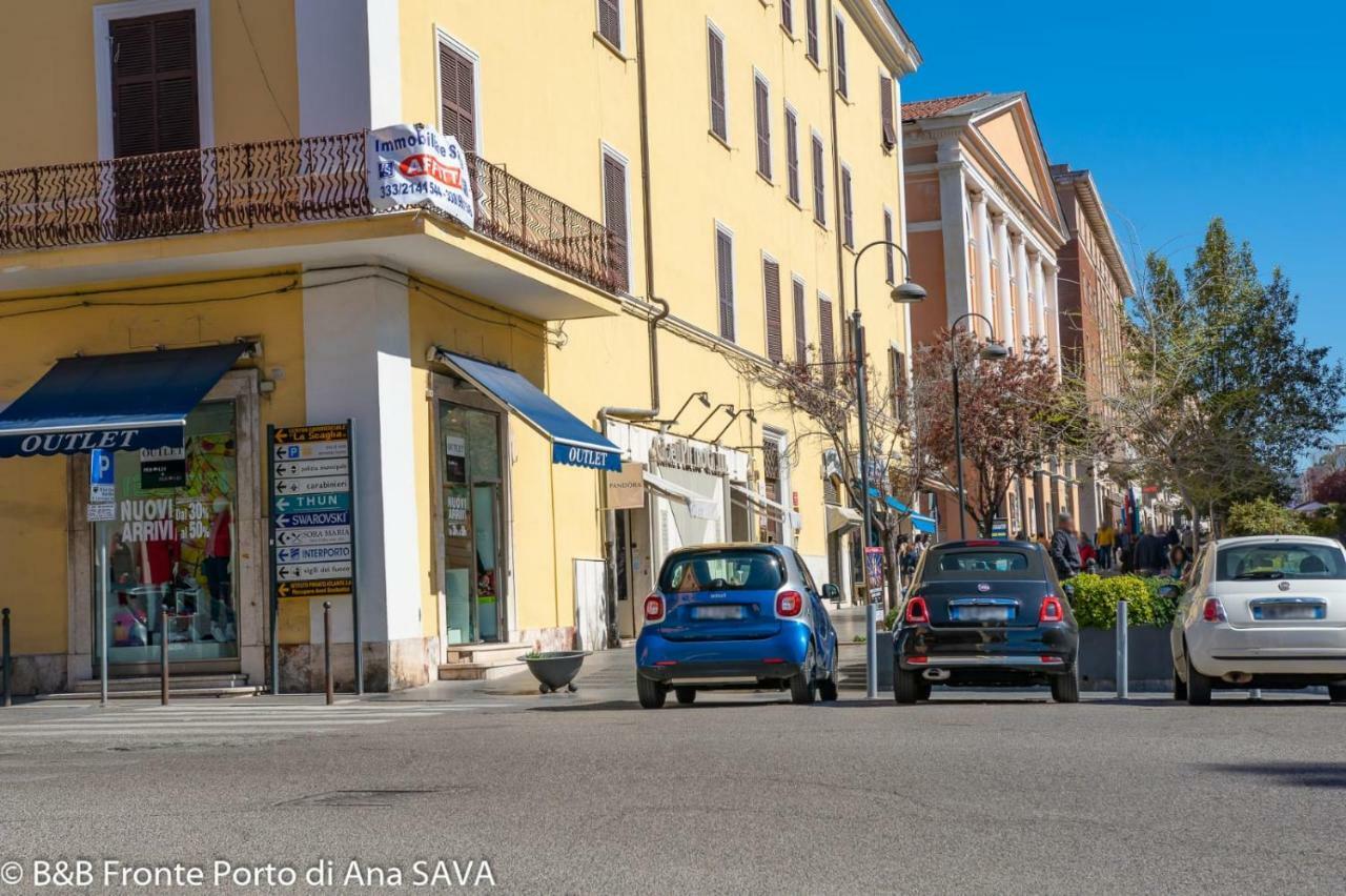 Alloggio Turistico Port View Civitavecchia Exterior foto